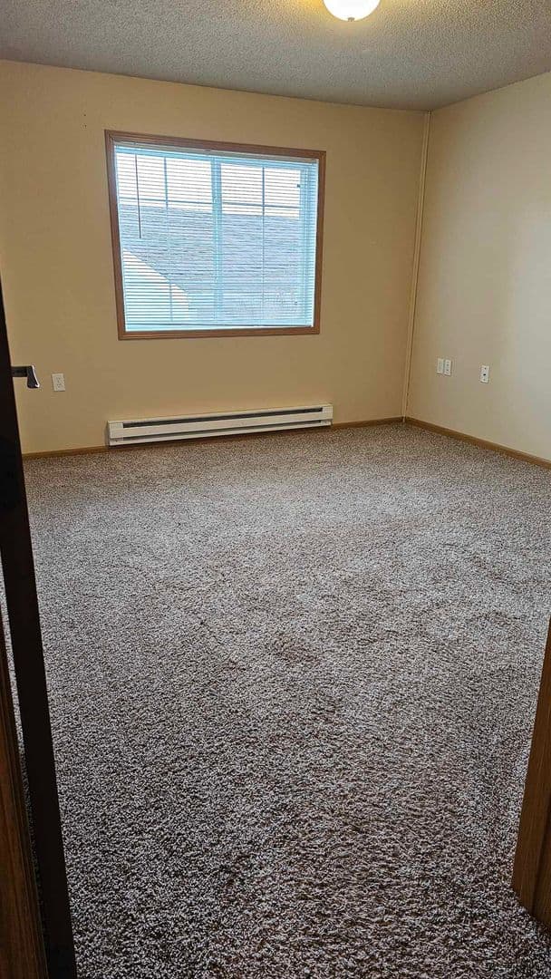 Bismarck Apartment: 2112-2113 Grimsrud Drive