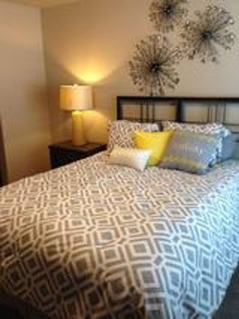 Bismarck Apartment: 100 Santa Fe