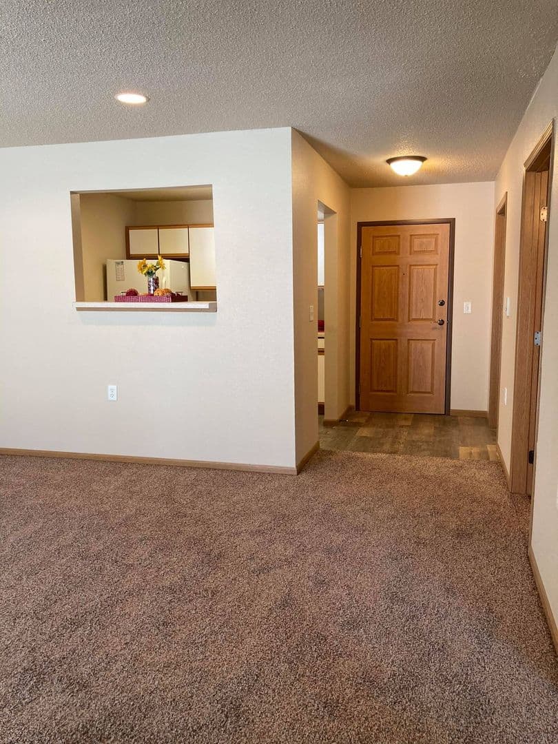 Bismarck Apartment: 2112-2113 Grimsrud Drive