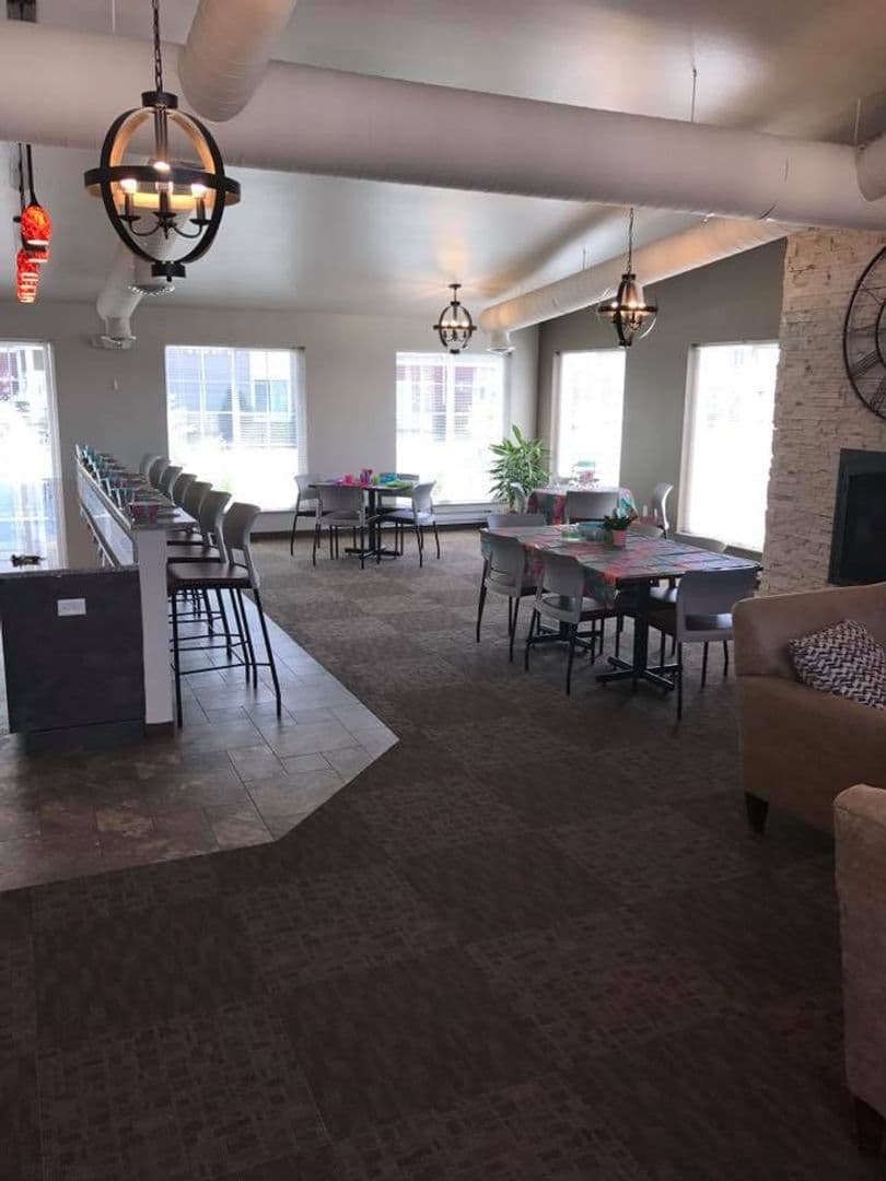 Bismarck Apartment: 100 Santa Fe