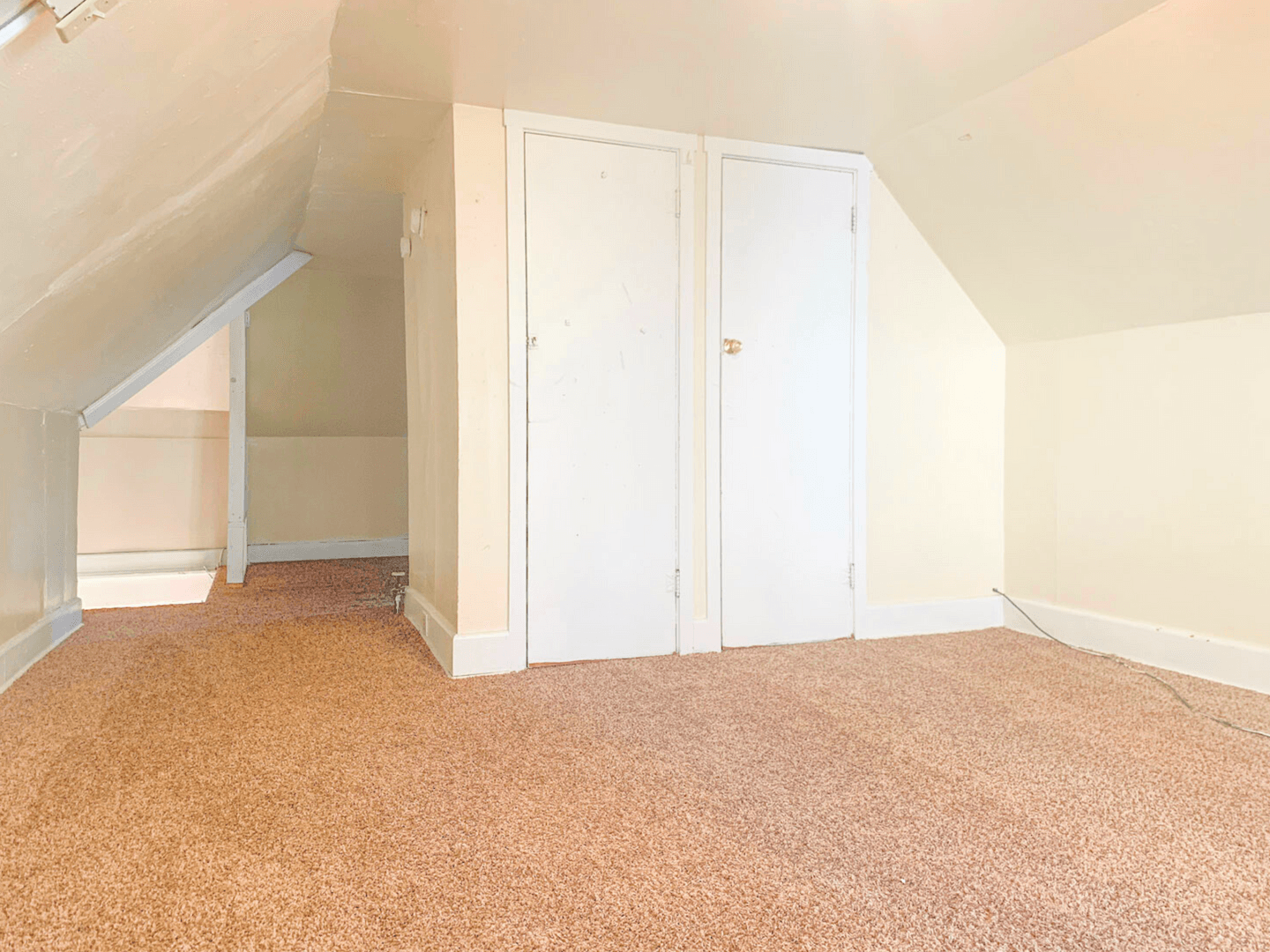 Morgantown Apartment: 237-239 Grant Avenue