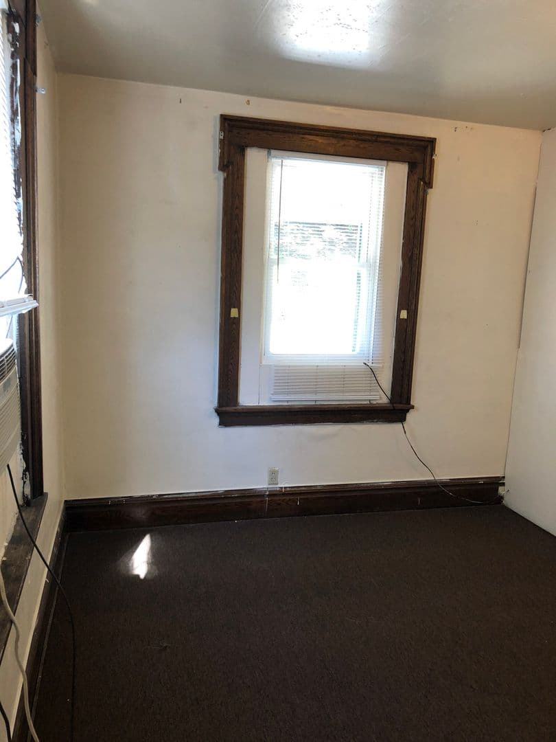 Morgantown Apartment: 698/700 Willey Street