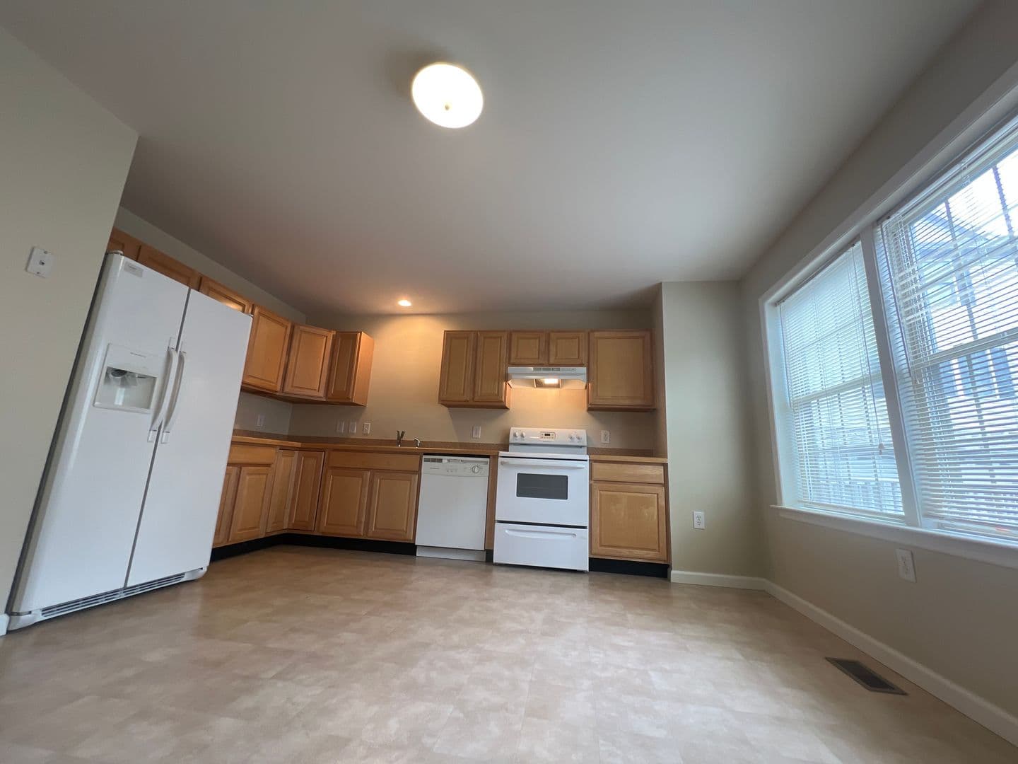Morgantown Townhome: 4 Pineview Place