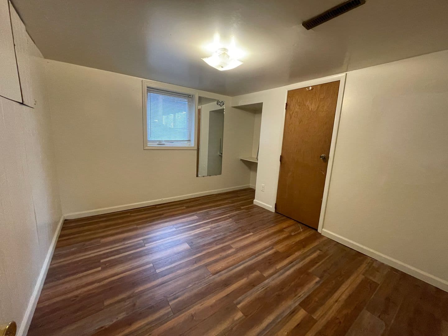 Morgantown Apartment: 14 Jacobs St