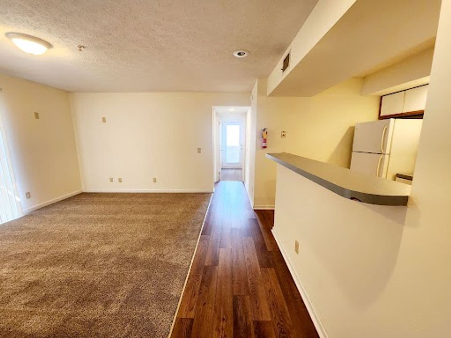 Morgantown Apartment: 1993 Water Street