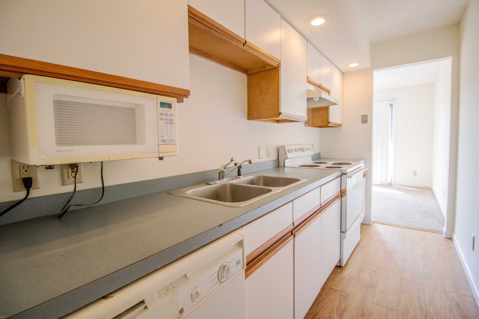 Morgantown Apartment: 1993 Water Street