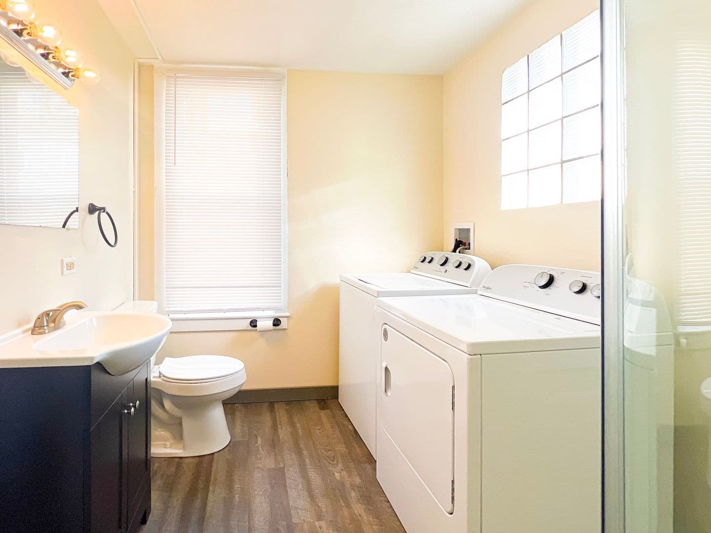 Morgantown Apartment: 237-239 Grant Avenue