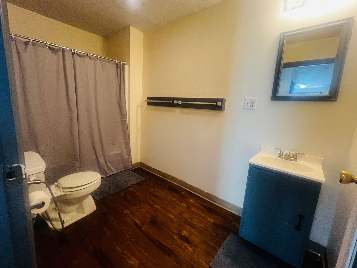 Morgantown Apartment: 409 Forest Avenue