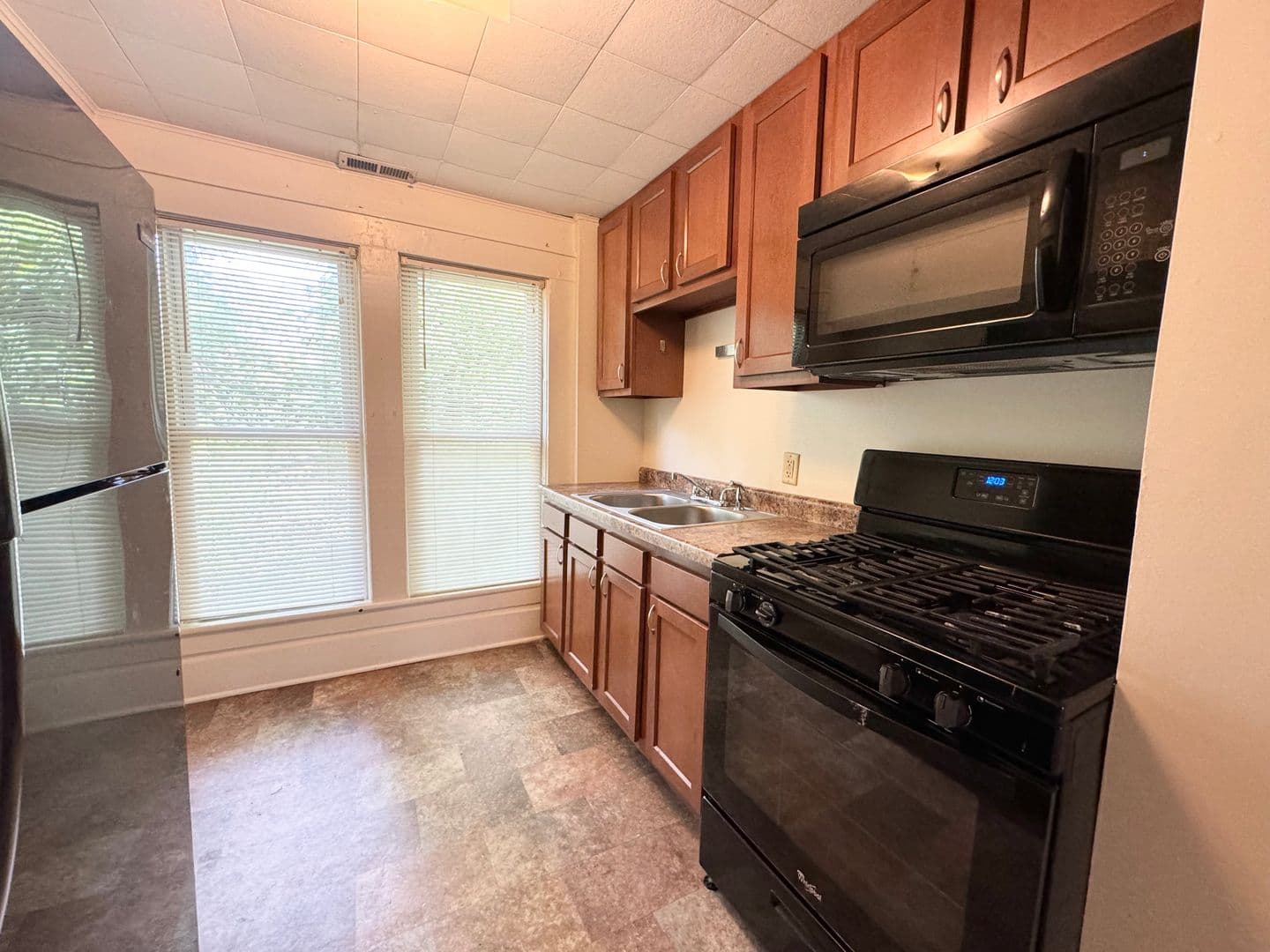 Morgantown Apartment: 14 Jacobs St