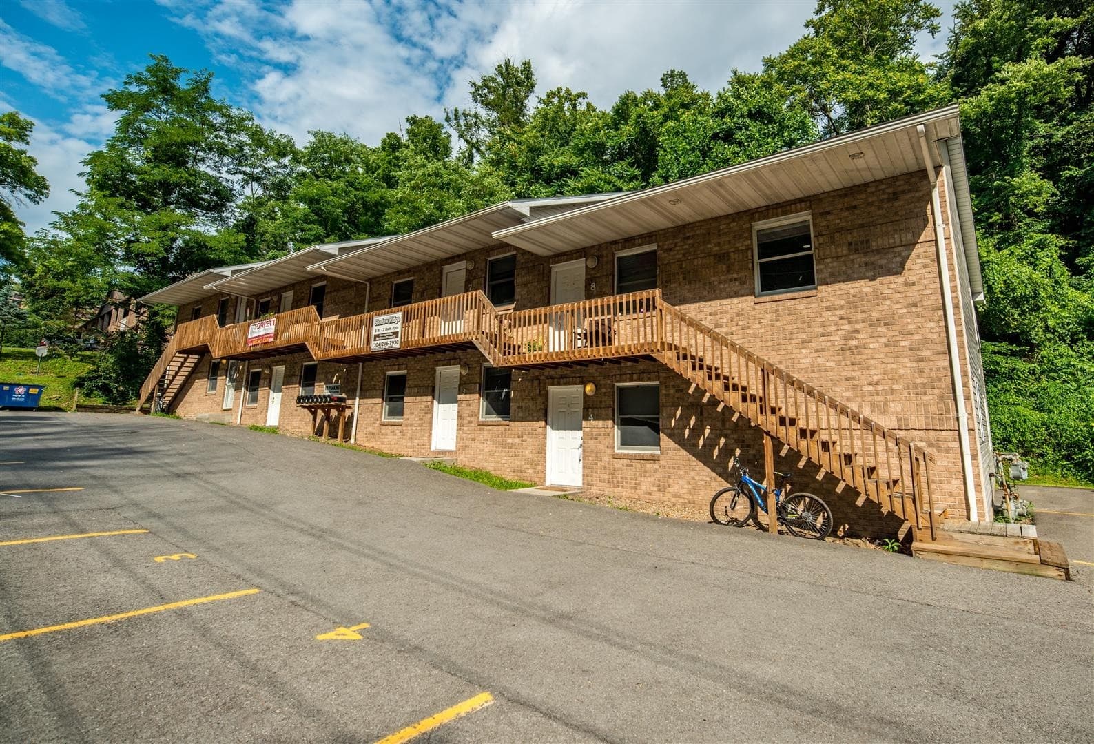 Morgantown Apartment: 612 Eighth Street