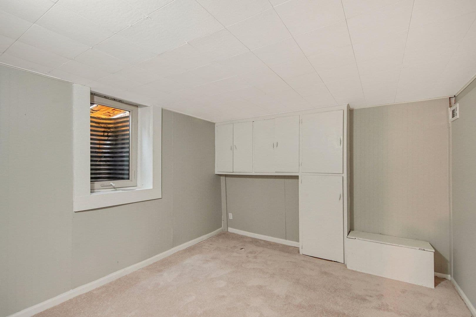 Saint Paul House: 996 fremont ave