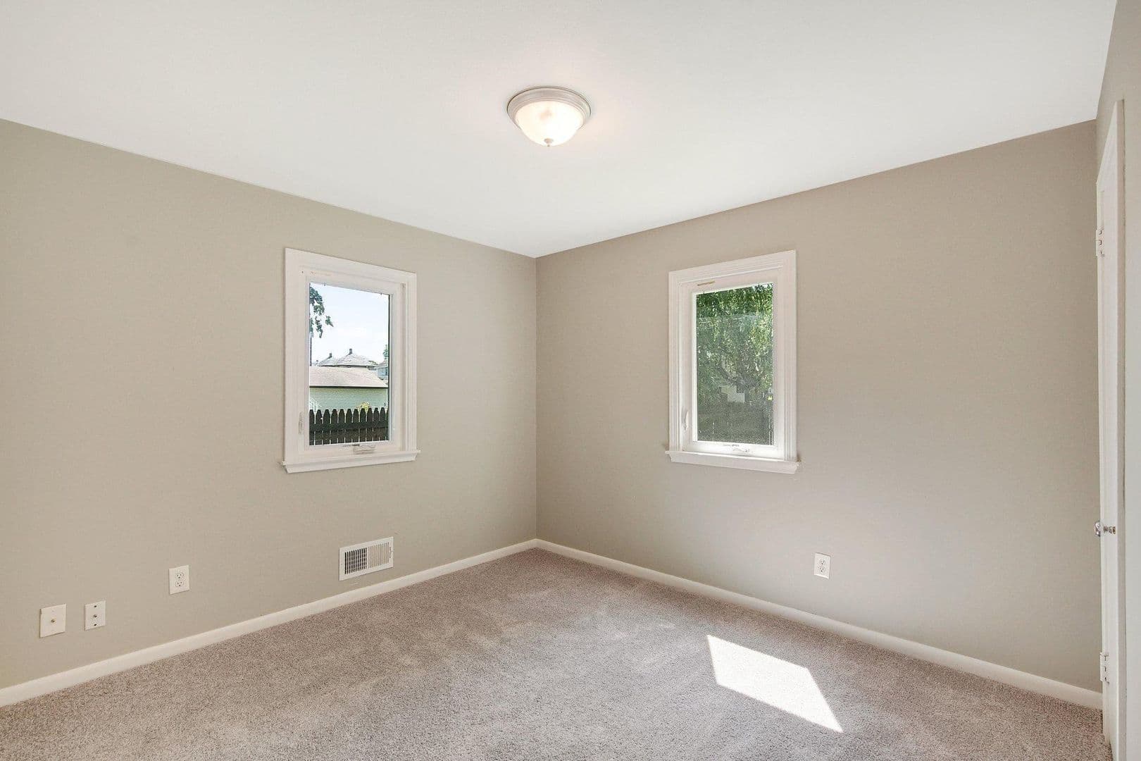 Saint Paul House: 996 fremont ave