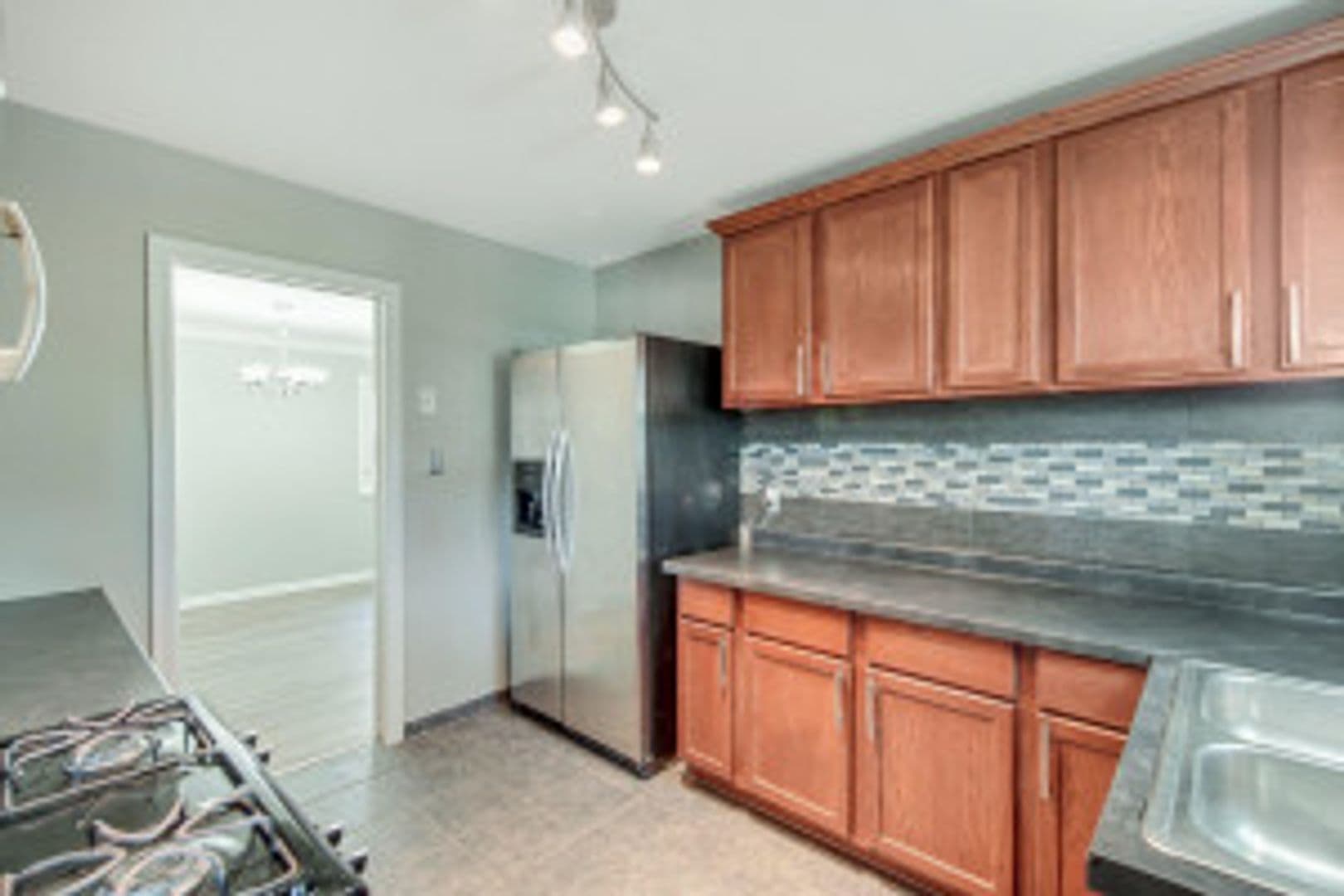 Saint Paul House: 996 fremont ave