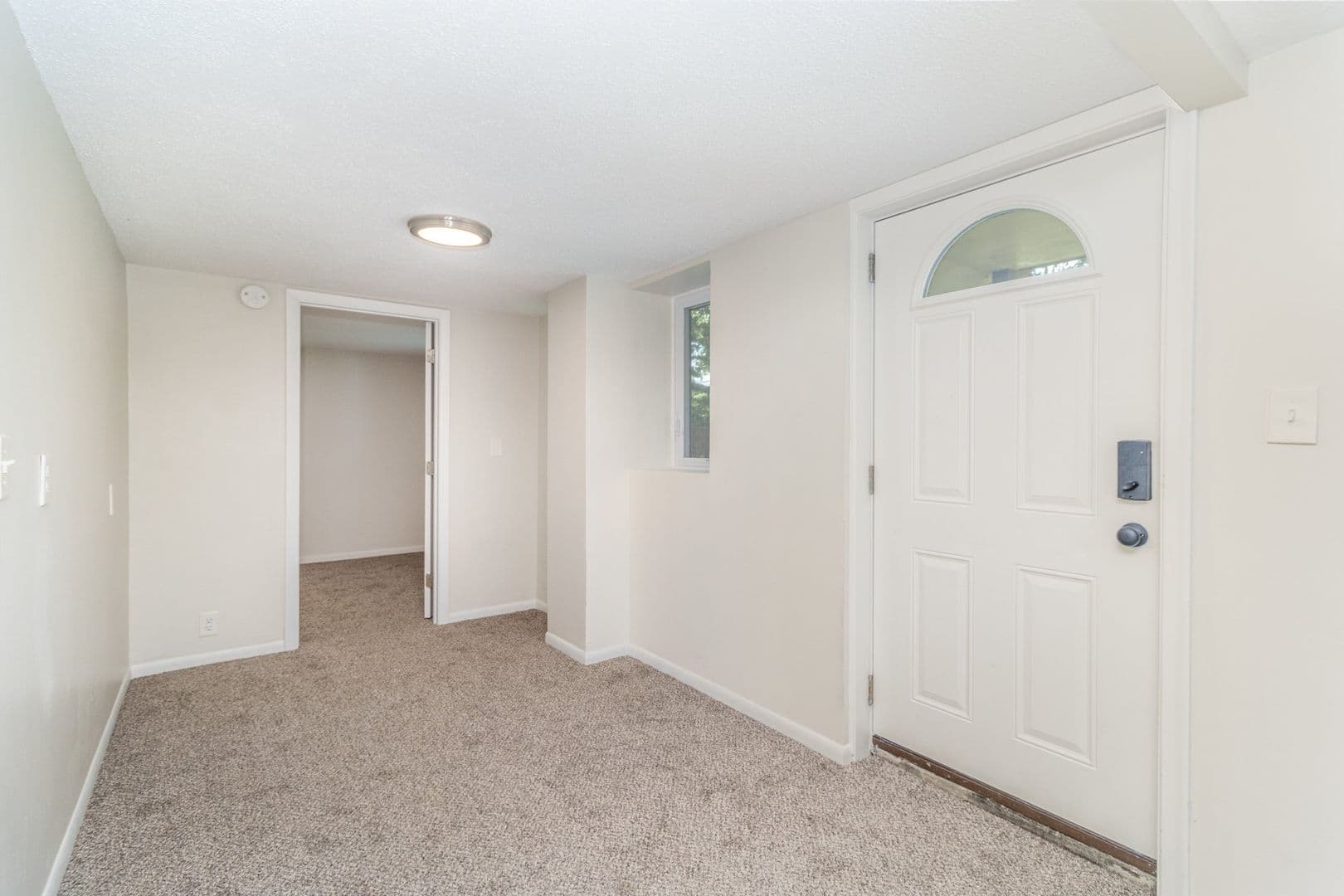 Brooklyn Park House: 1208 82nd Ave N