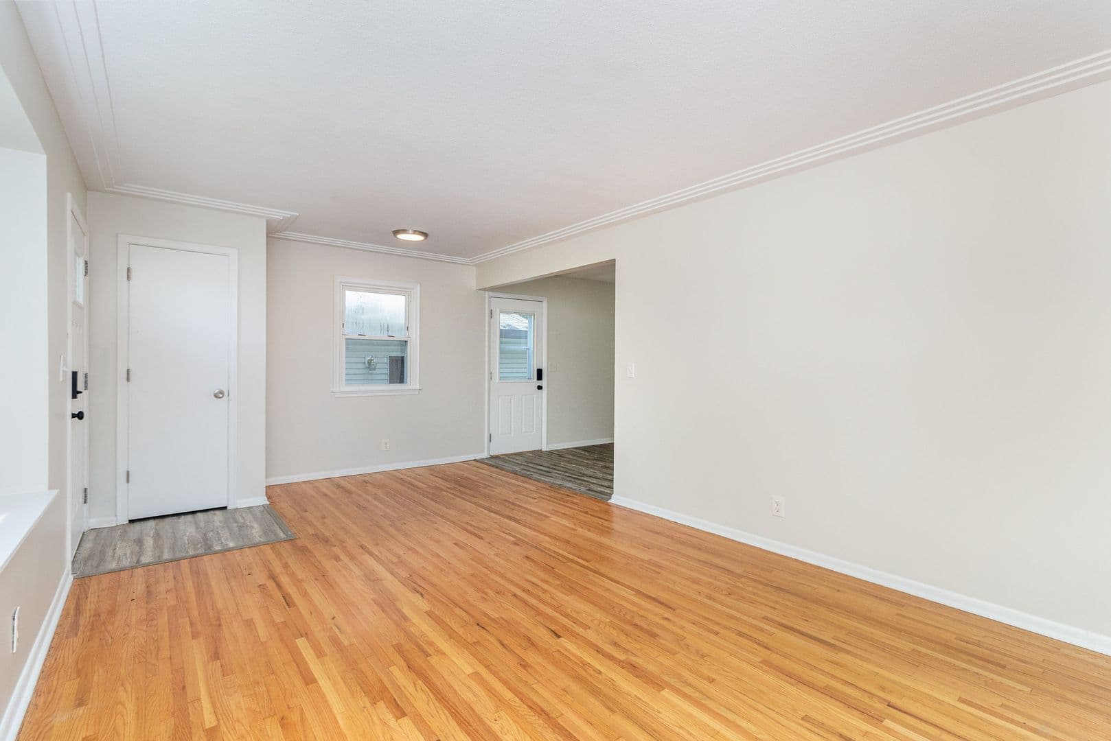 Brooklyn Park House: 1208 82nd Ave N