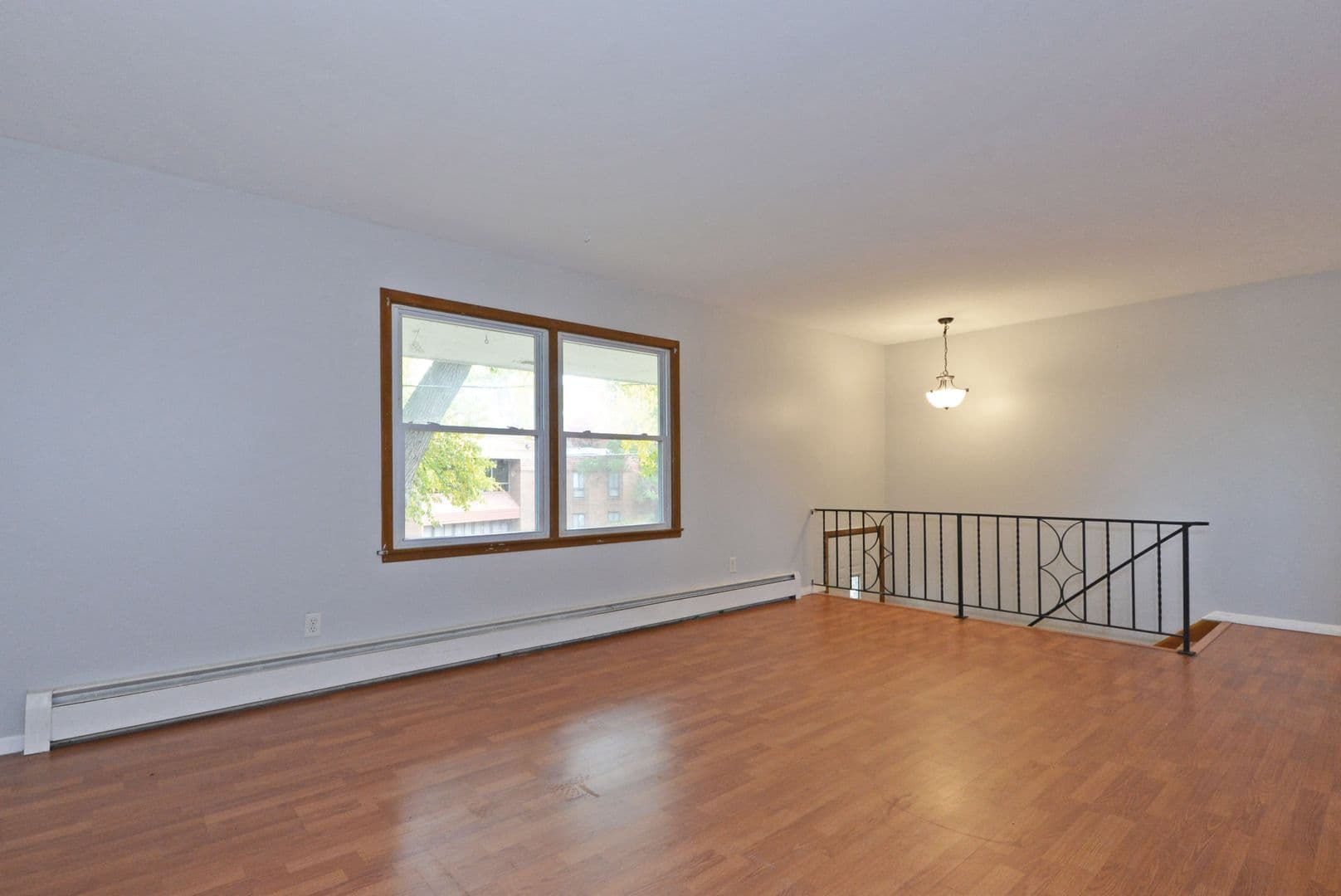 Columbia Heights Townhome: 1000 50th Ave NE