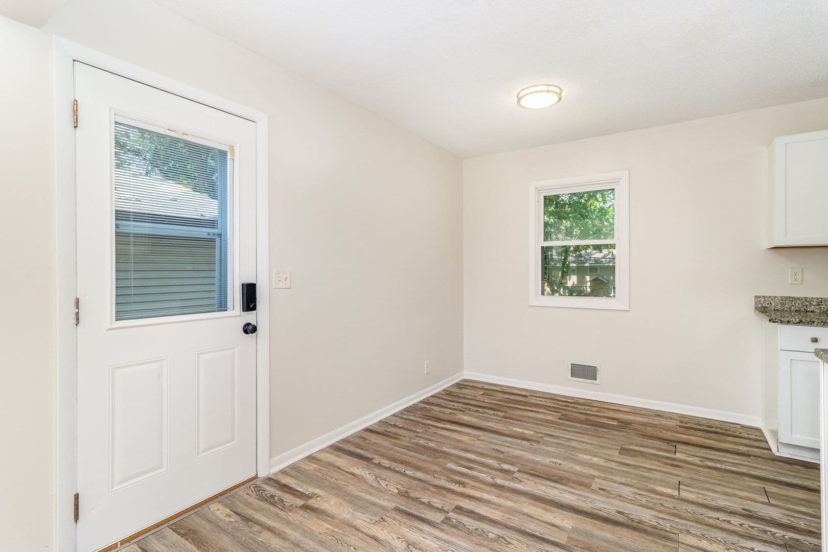 Brooklyn Park House: 1208 82nd Ave N