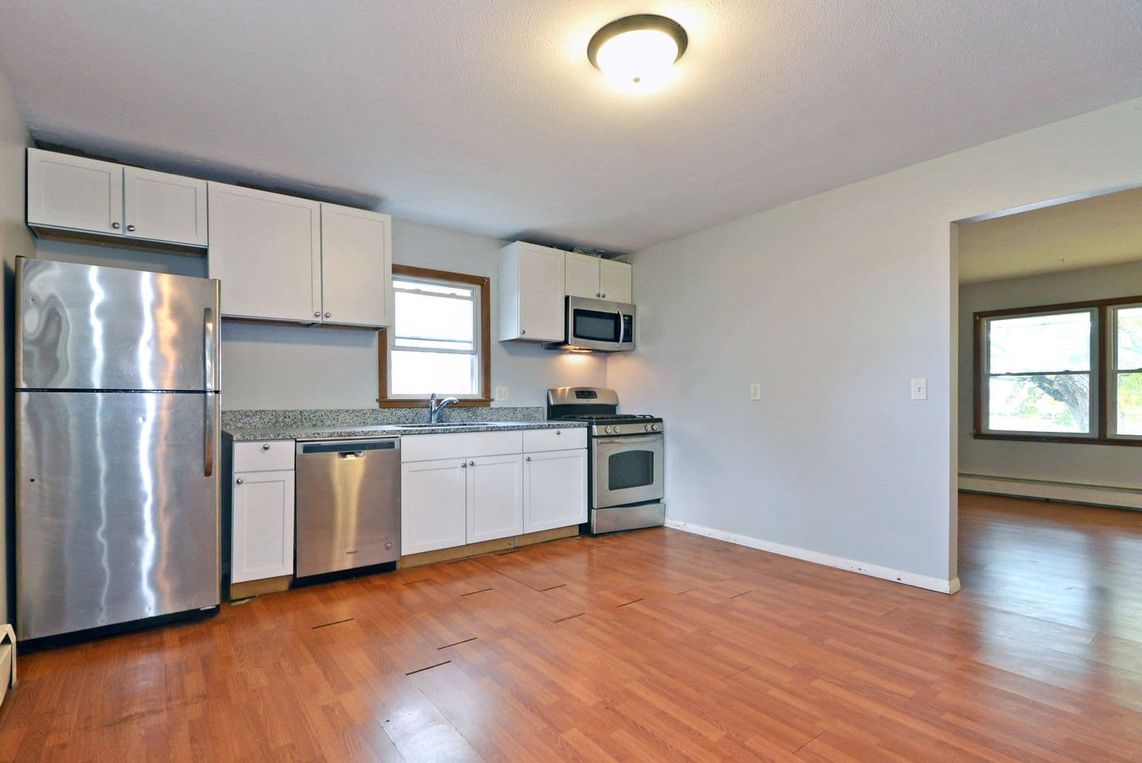 Columbia Heights Townhome: 1000 50th Ave NE