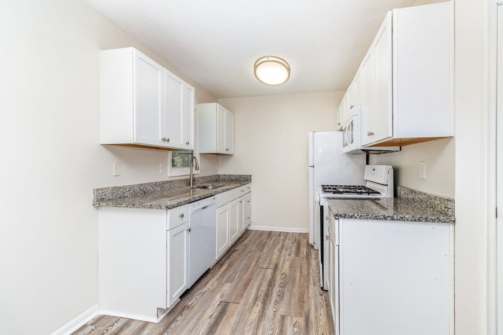 Brooklyn Park House: 1208 82nd Ave N