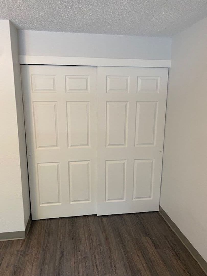 Eugene Apartment: 1893 Garden Ave #3