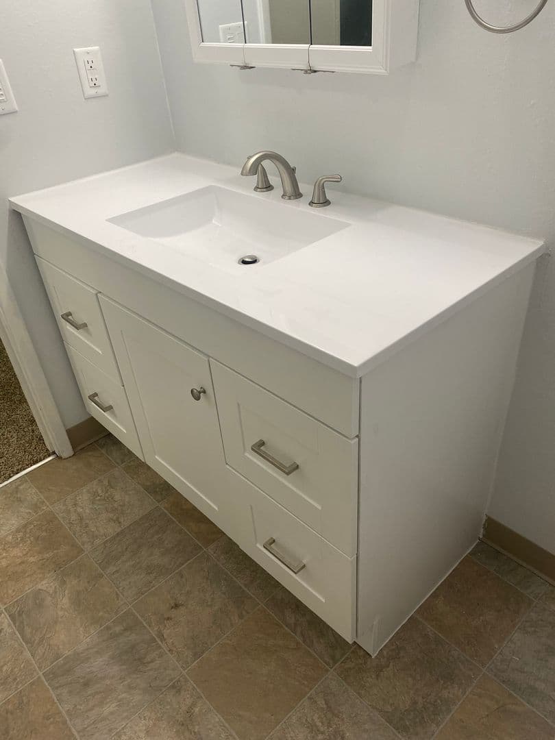Eugene Apartment: 531 W. 11th Ave