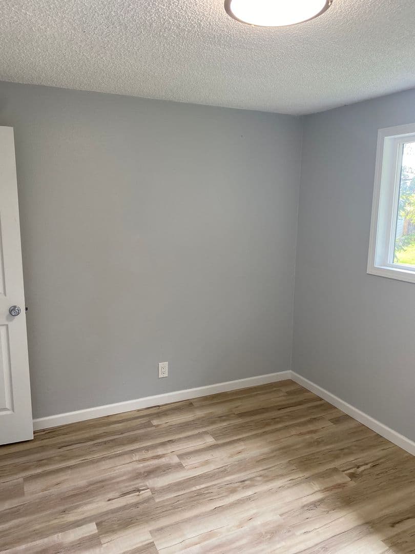 Eugene Apartment: 1555/1565 Copping Street