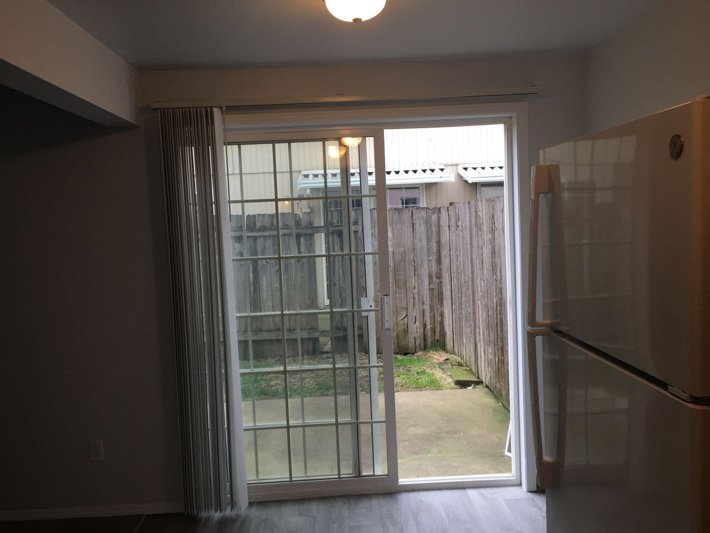 Eugene Apartment: 118/122 Lea Ave.
