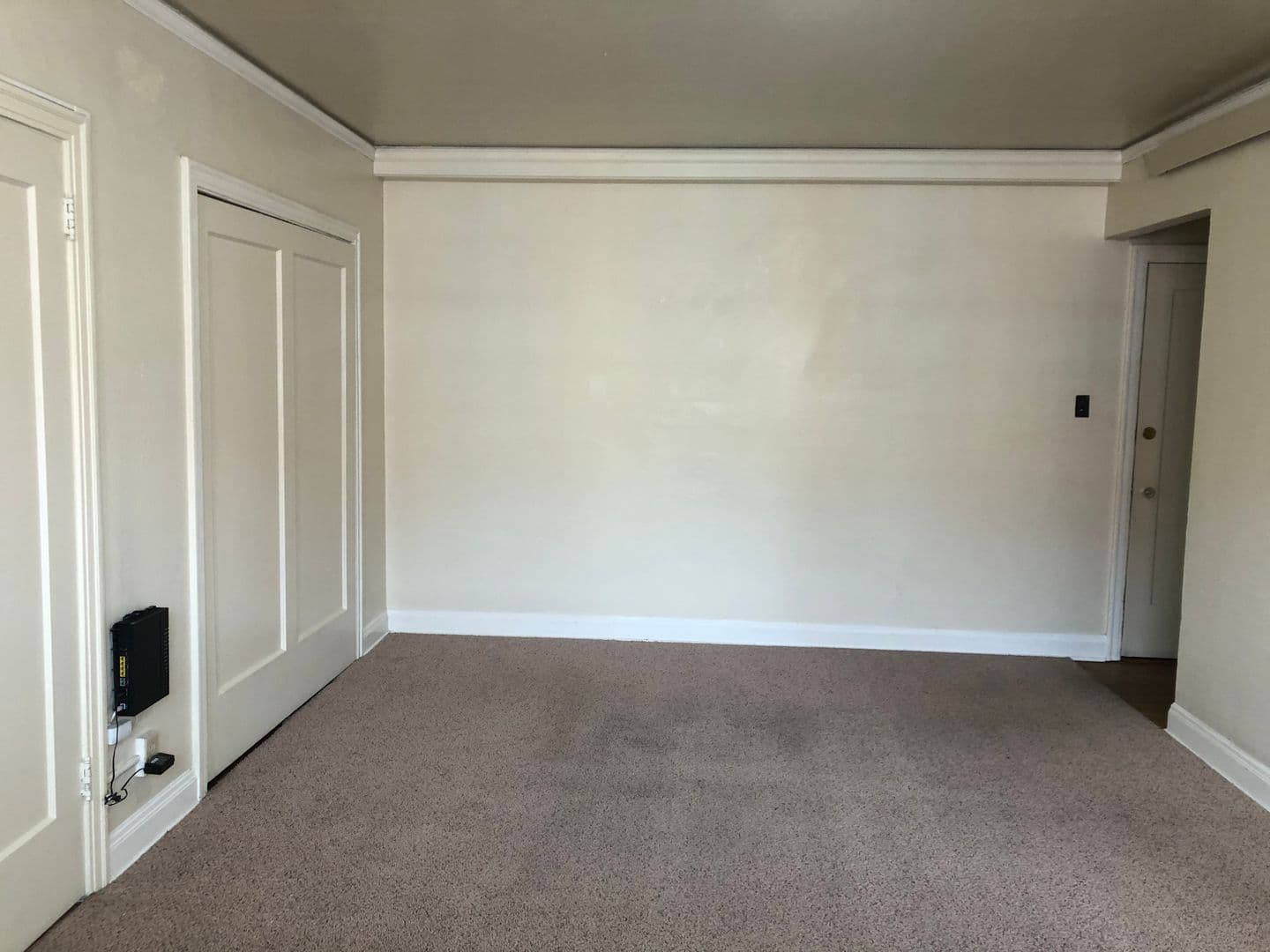 Eugene Apartment: 1272 Willamette Street