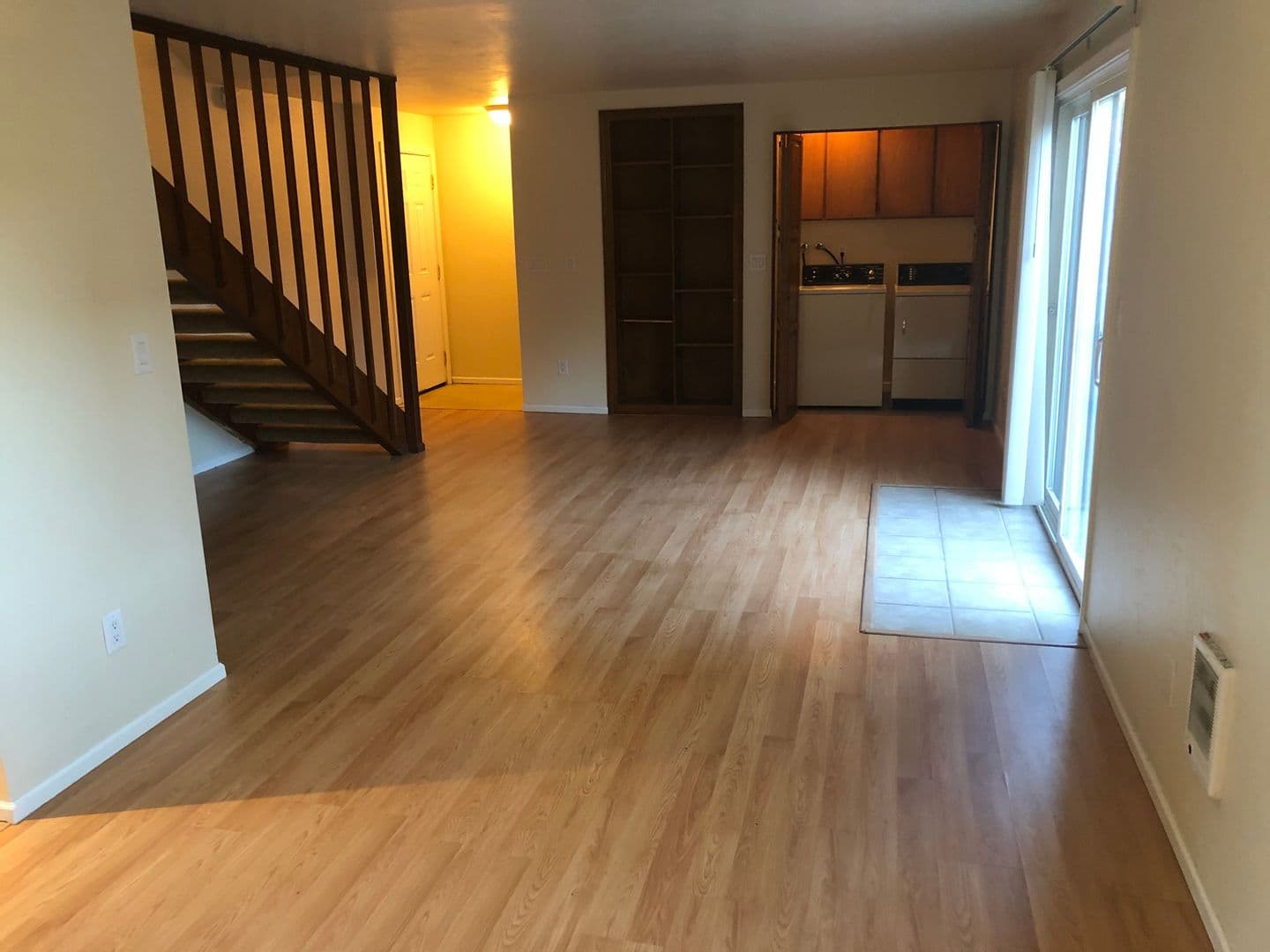 Eugene Apartment: 486/488 W. 18th Ave