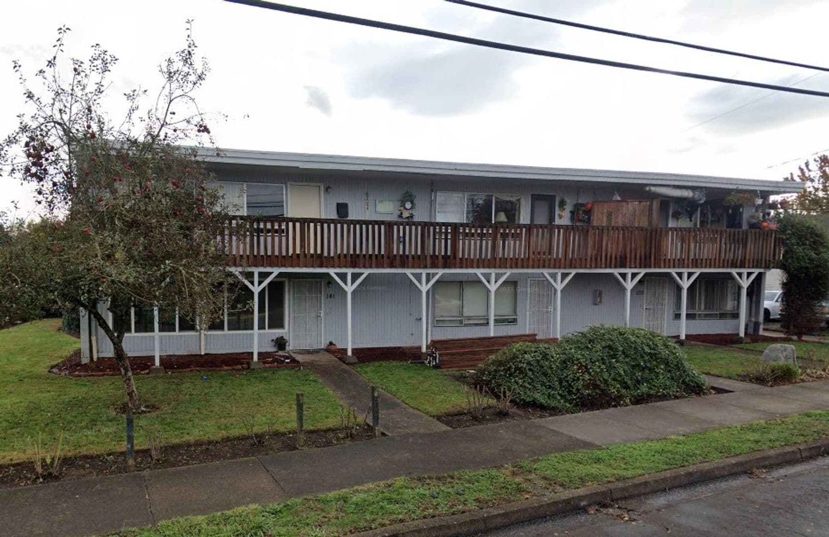 Springfield Apartment: 133/135/137/139/141/143 Mill Street