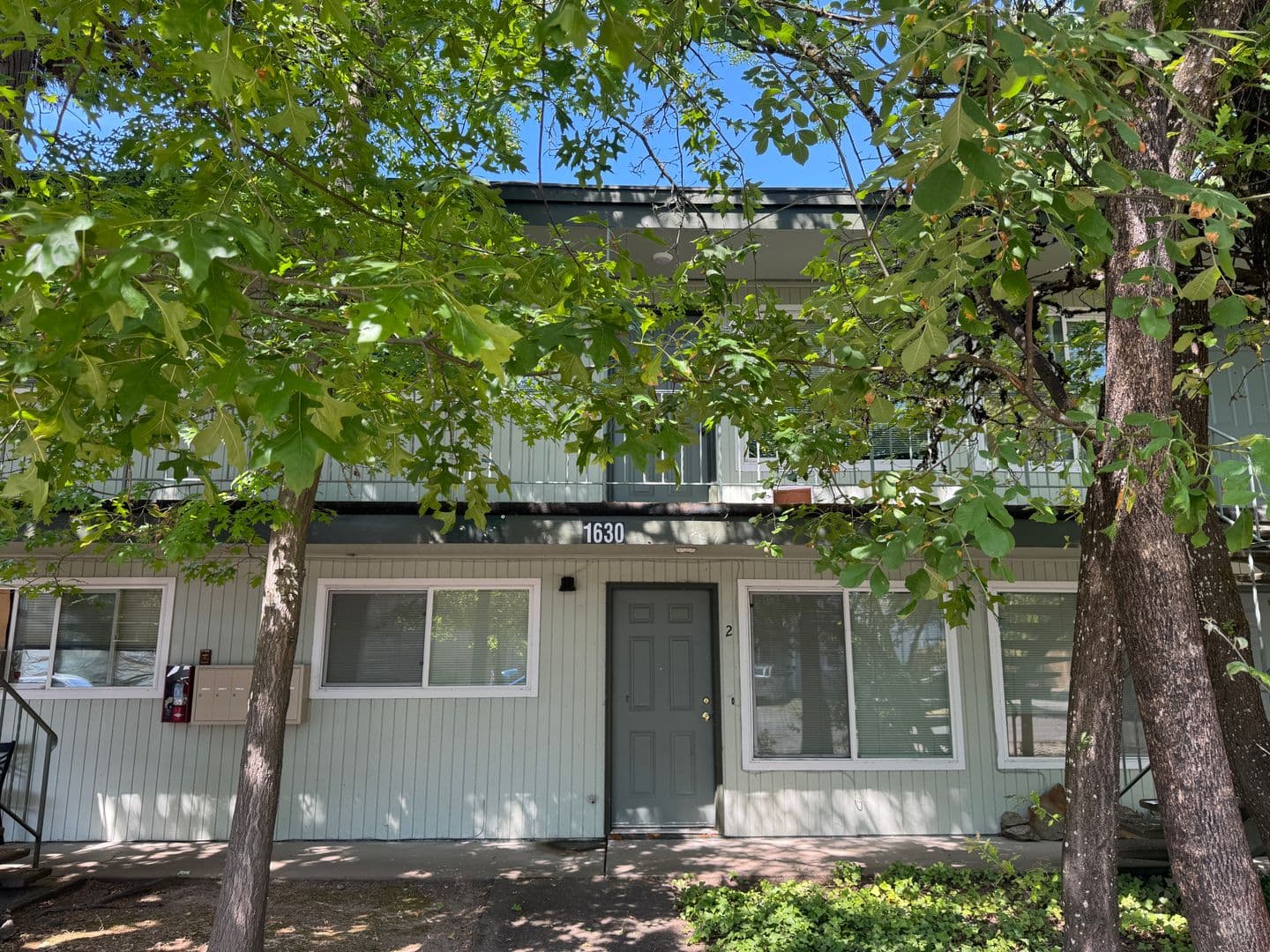 Eugene Apartment: 1630 Ferry St.