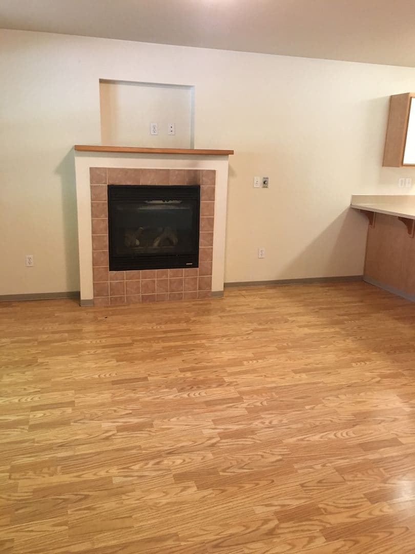 Eugene Apartment: 962/964/966 E.18th Ave