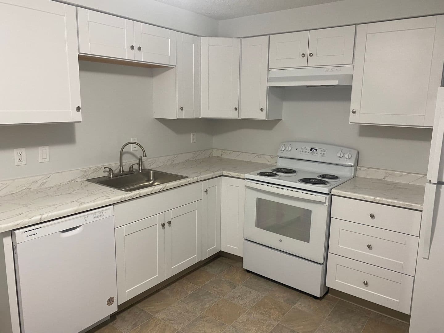 Eugene Apartment: 531 W. 11th Ave