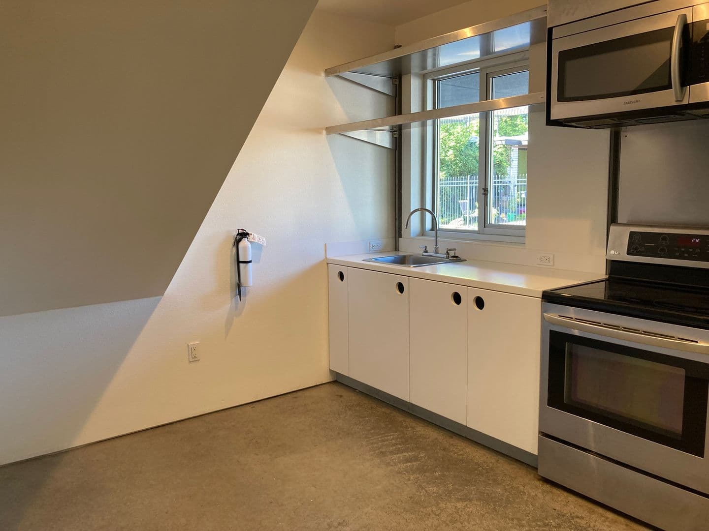 Eugene Apartment: 1455 Mill Street