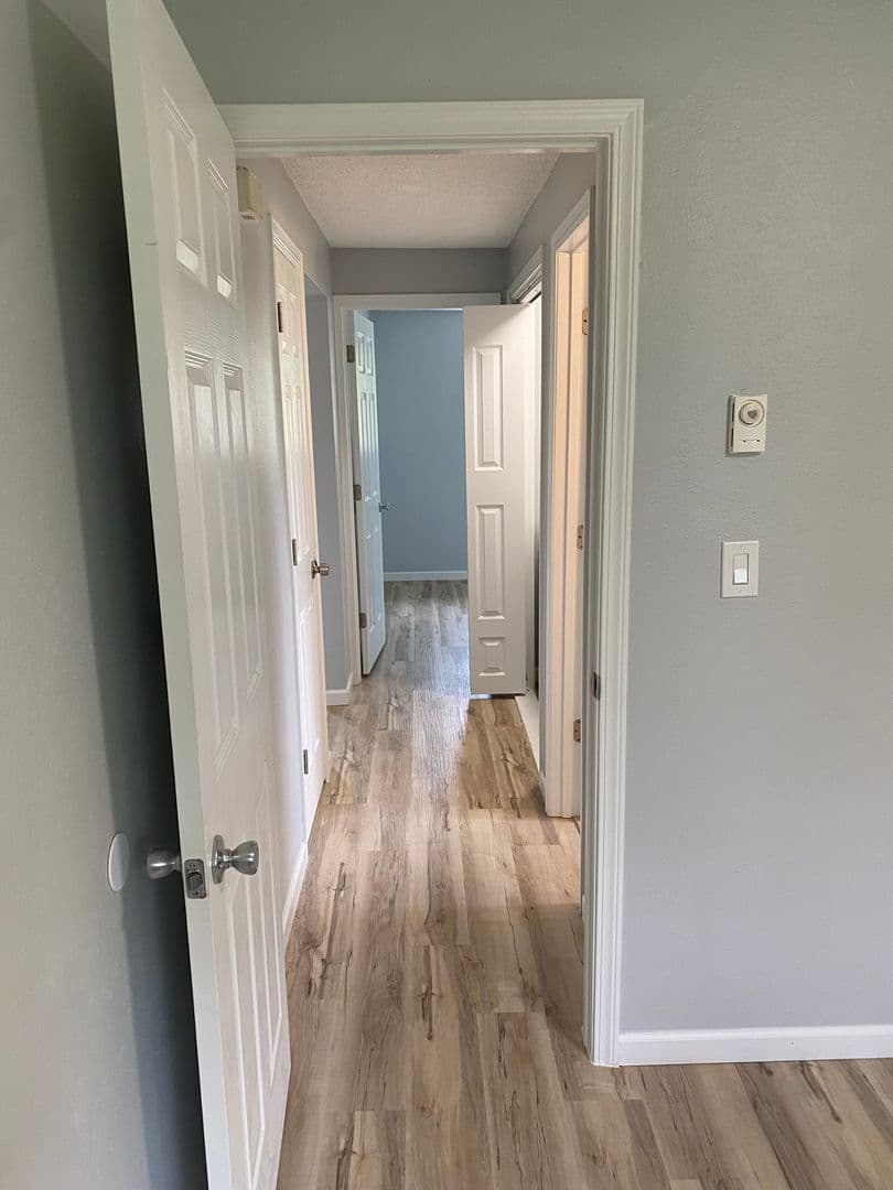 Eugene Apartment: 1555/1565 Copping Street
