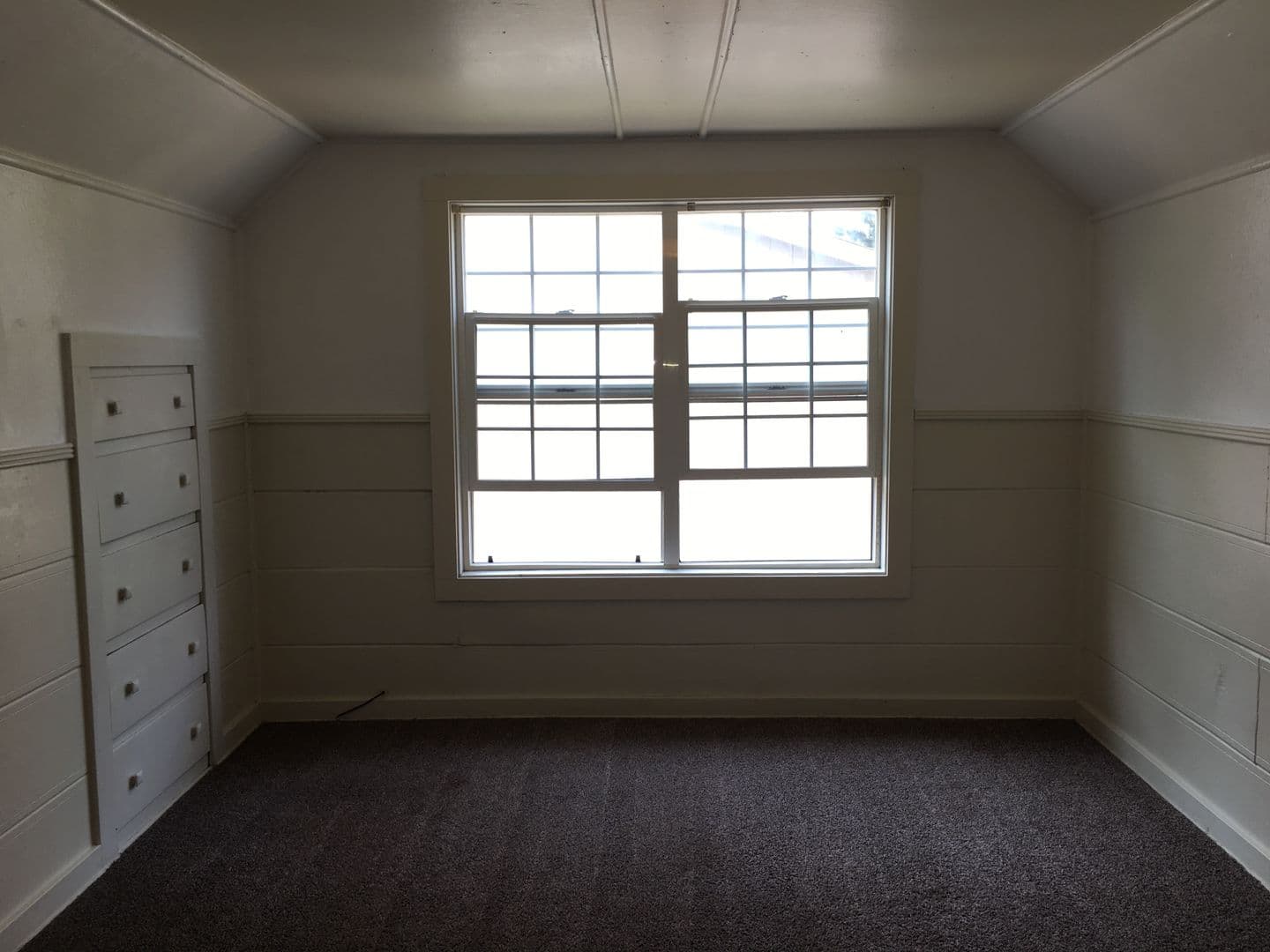 Eugene House: 2288 Hilyard St