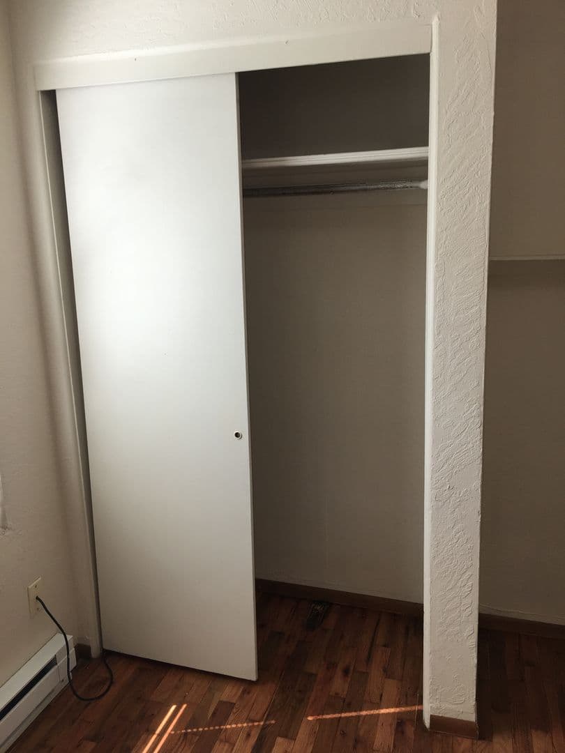Eugene Apartment: 1855 Oak