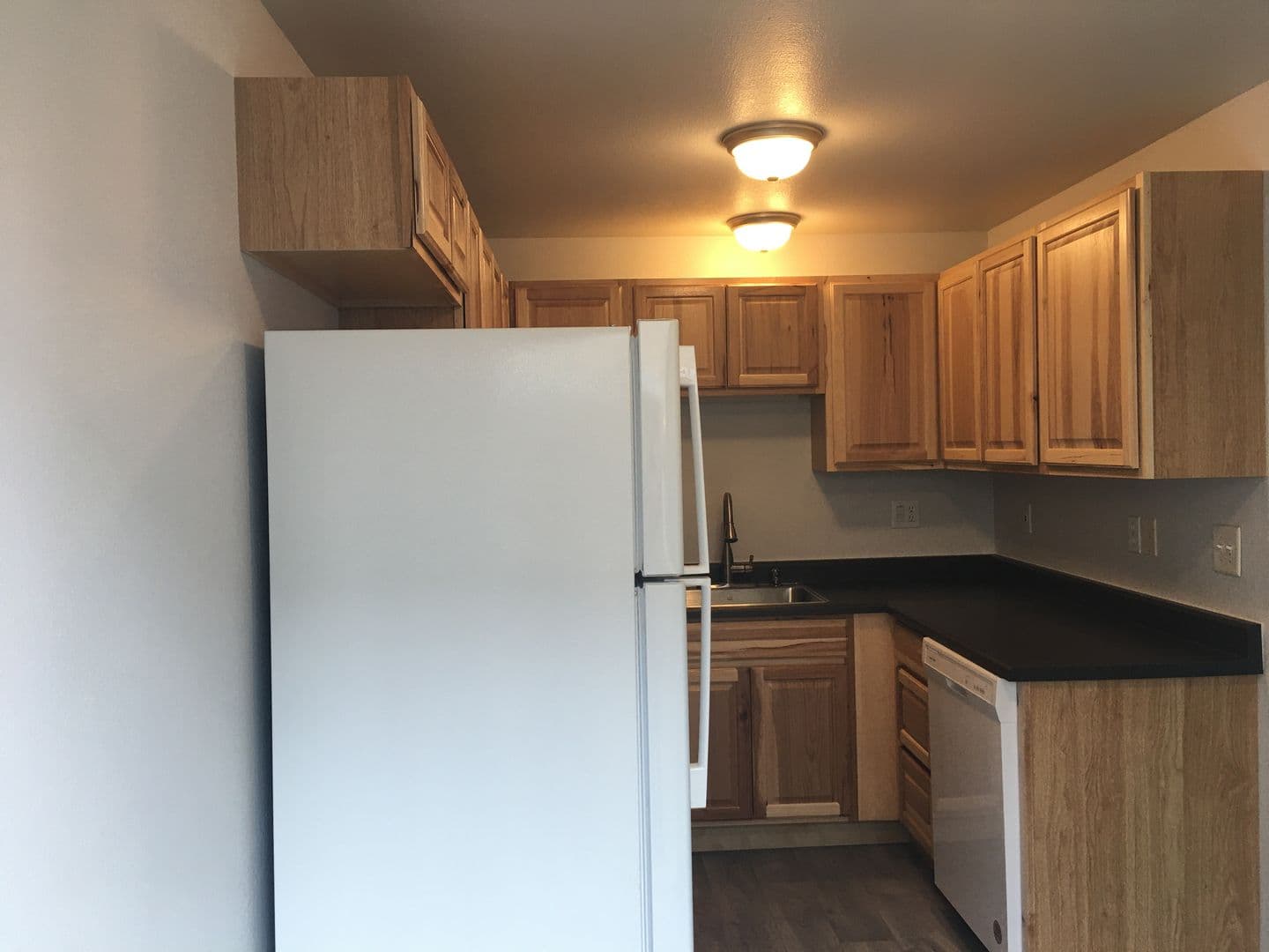 Eugene Apartment: 118/122 Lea Ave.
