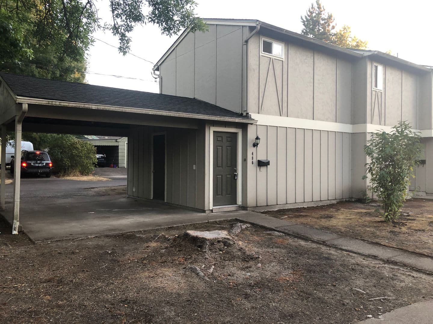 Eugene Apartment: 486/488 W. 18th Ave
