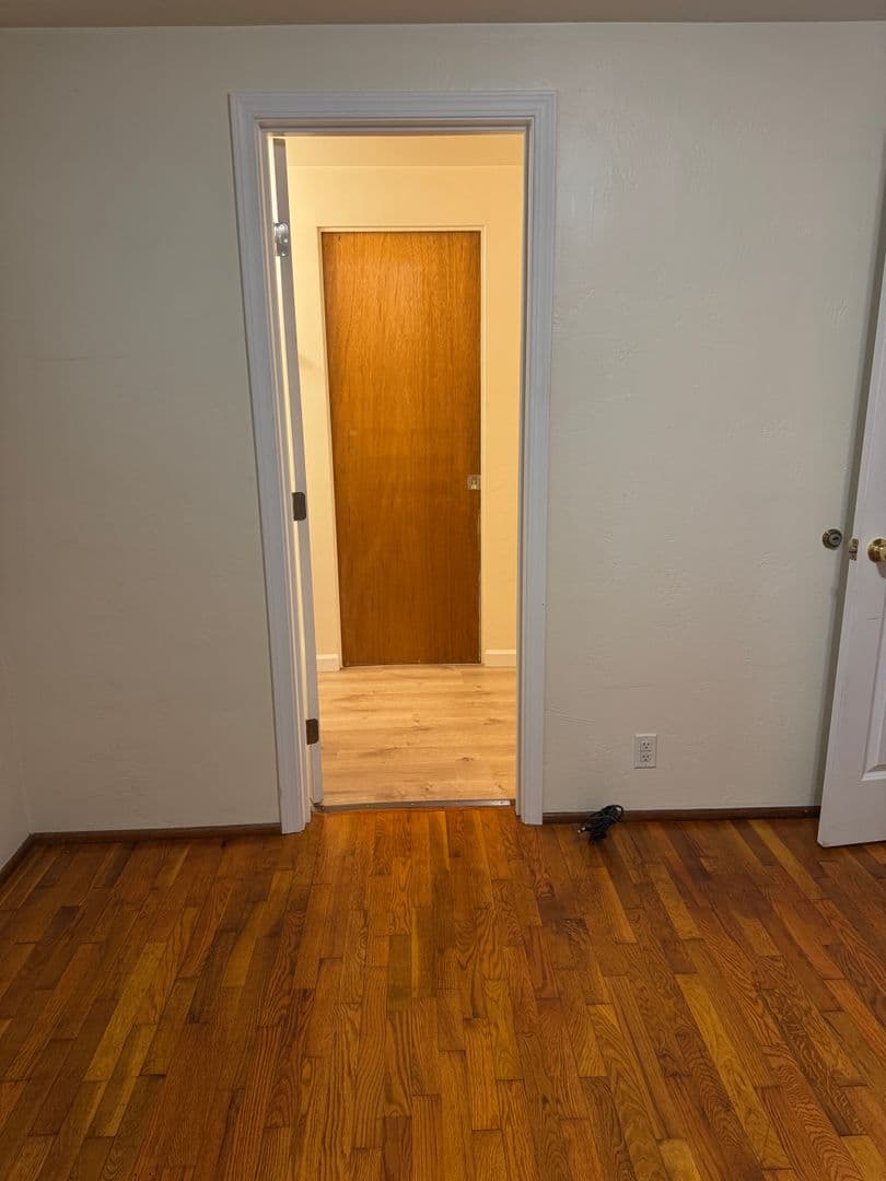 Eugene House: 1270 West Hilliard Lane