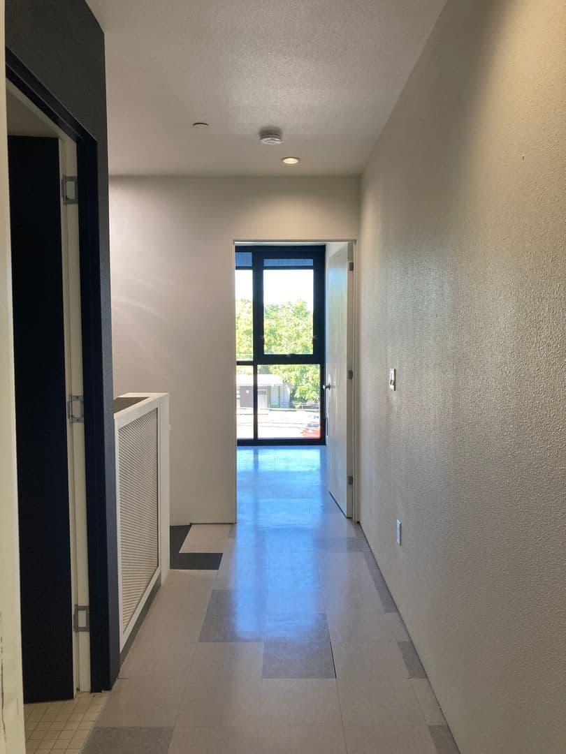 Eugene Apartment: 1455 Mill Street