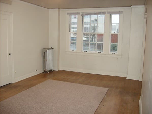 Eugene Apartment: 1272 Willamette Street