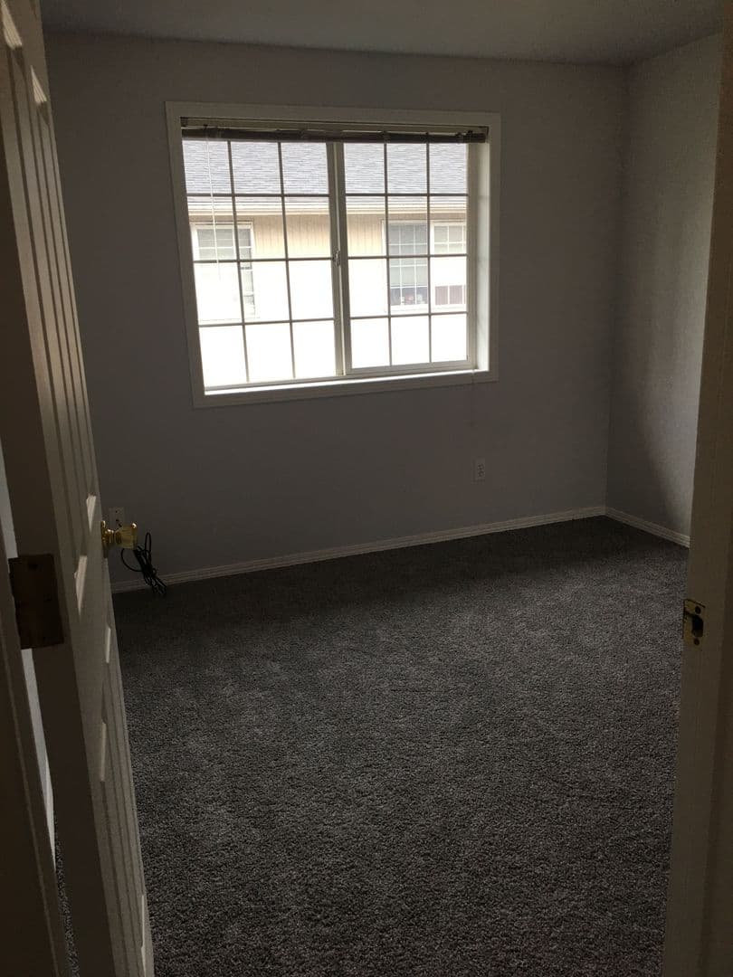 Eugene Apartment: 118/122 Lea Ave.