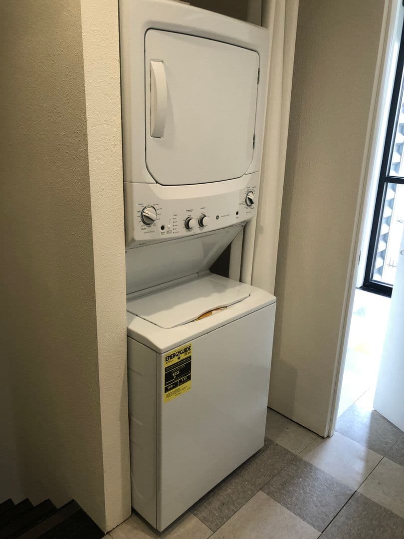 Eugene Apartment: 1455 Mill Street