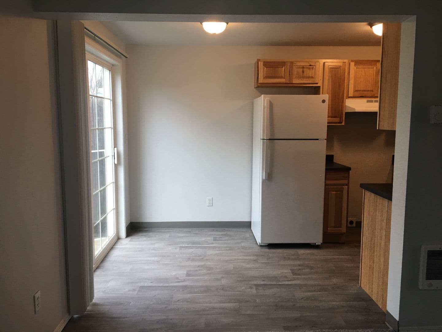Eugene Apartment: 118/122 Lea Ave.