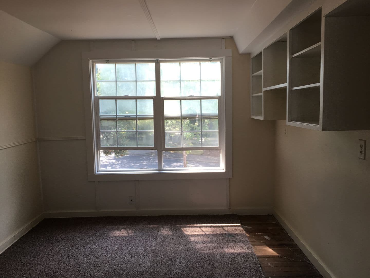 Eugene House: 2288 Hilyard St