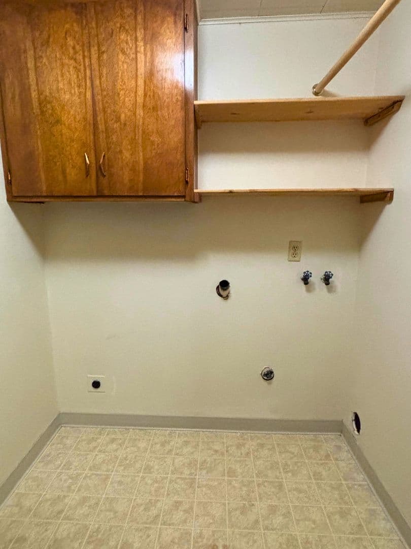 Eugene Apartment: 3790/3792 Onyx St