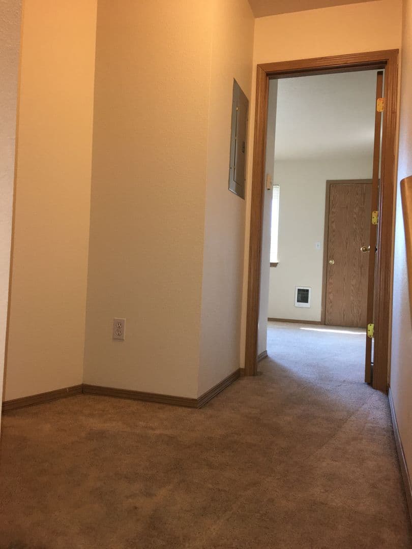 Eugene Apartment: 1772 Hilyard St #6