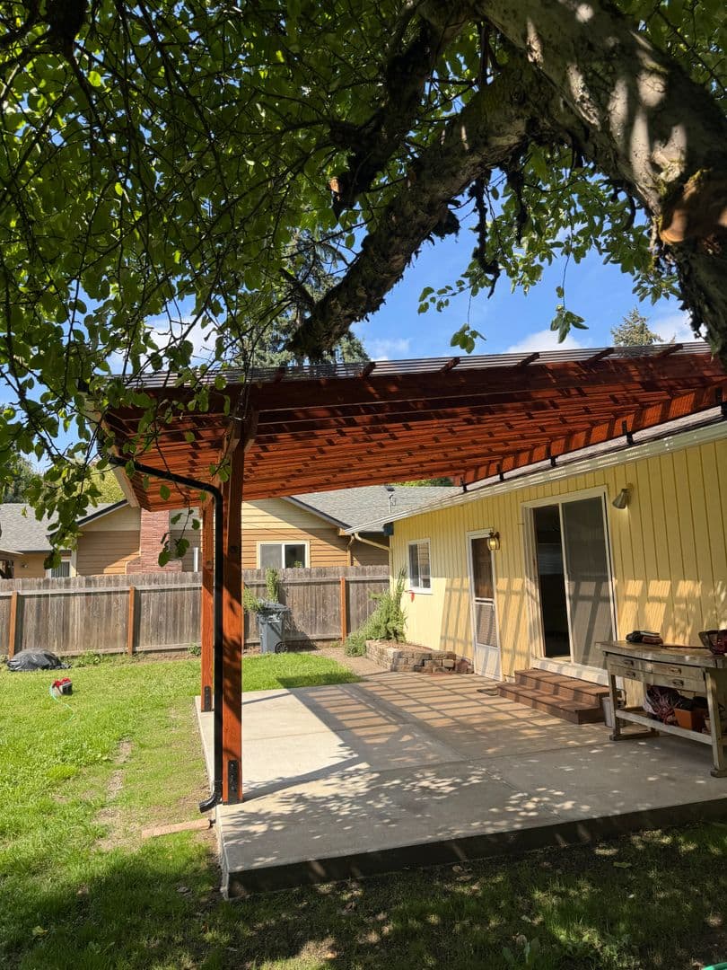 Eugene House: 1270 West Hilliard Lane