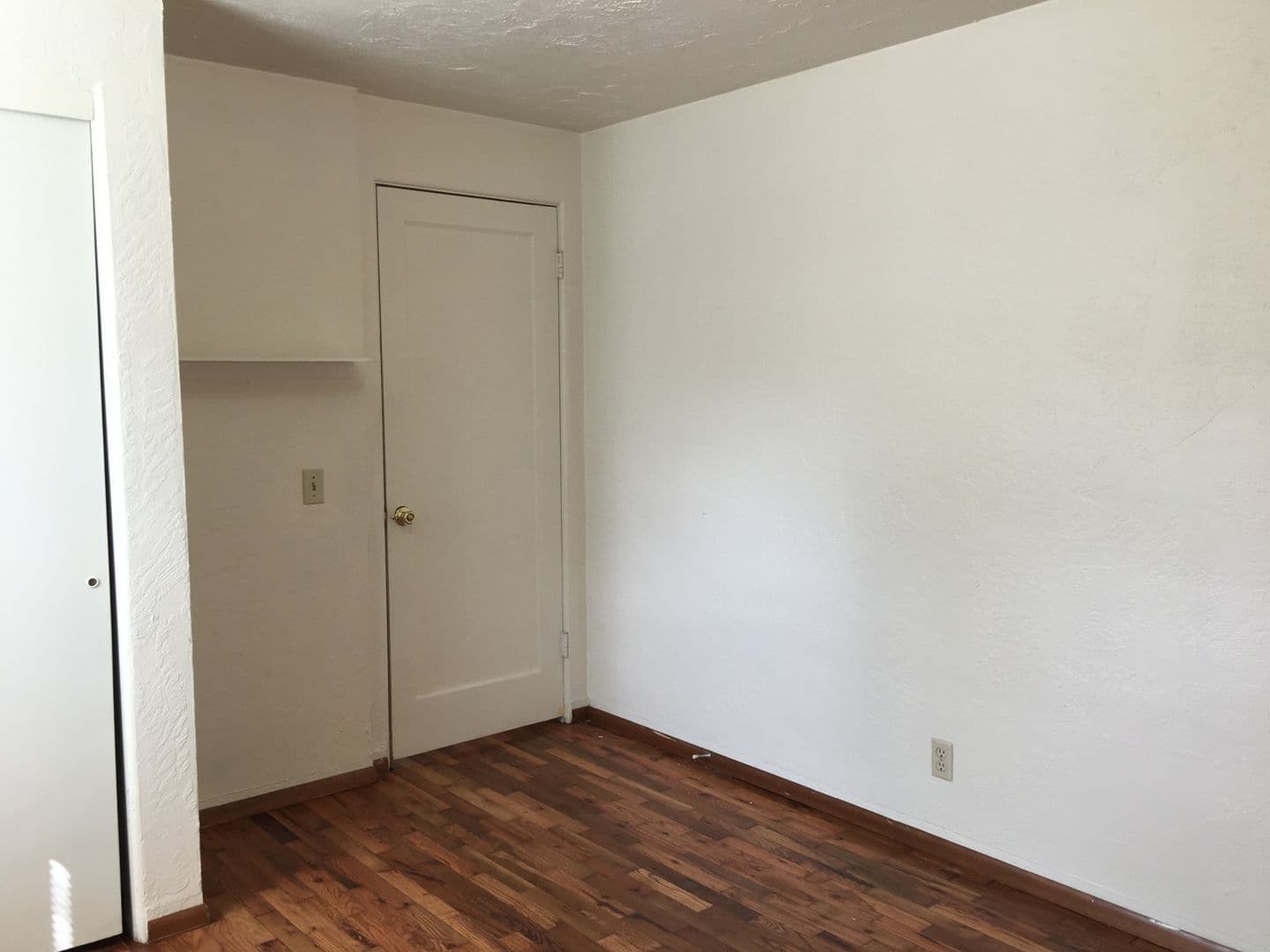 Eugene Apartment: 1855 Oak